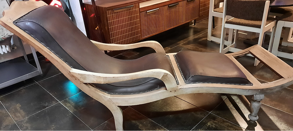 Miniatura: Chaise Longue Vittoriana in stile Coloniale