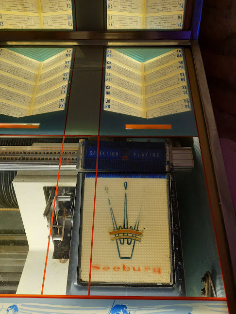 Miniatura: Jukebox SEEBURG Stereophonic Q100