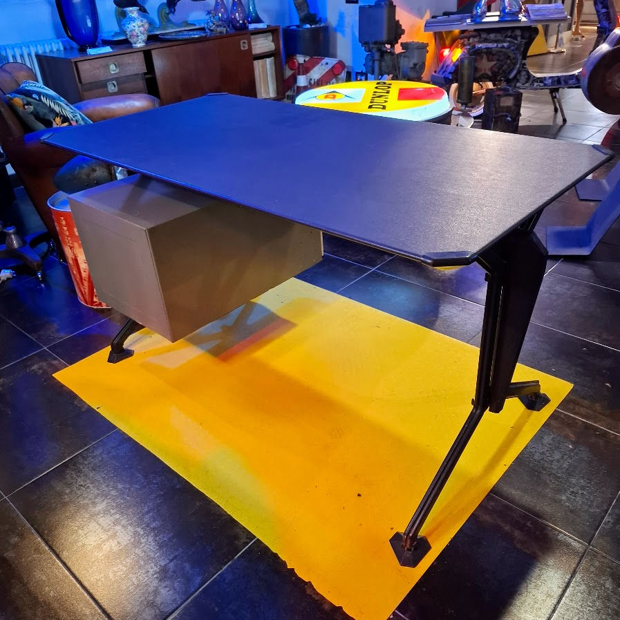 Miniatura: Scrivania Serie Arco di BBPR per Olivetti Synthesis anni 60