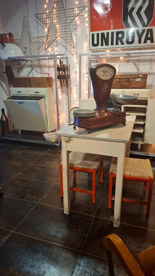 Miniatura: Tavolo da cucina anni 50