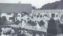 DESGENETAIS 1988