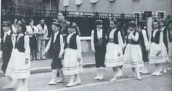 DESGENETAIS 1977