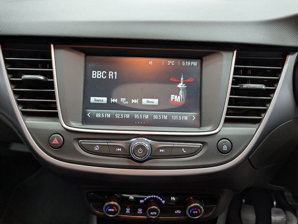 Thumbnail: 🚘 Vauxhall Crossland X SE