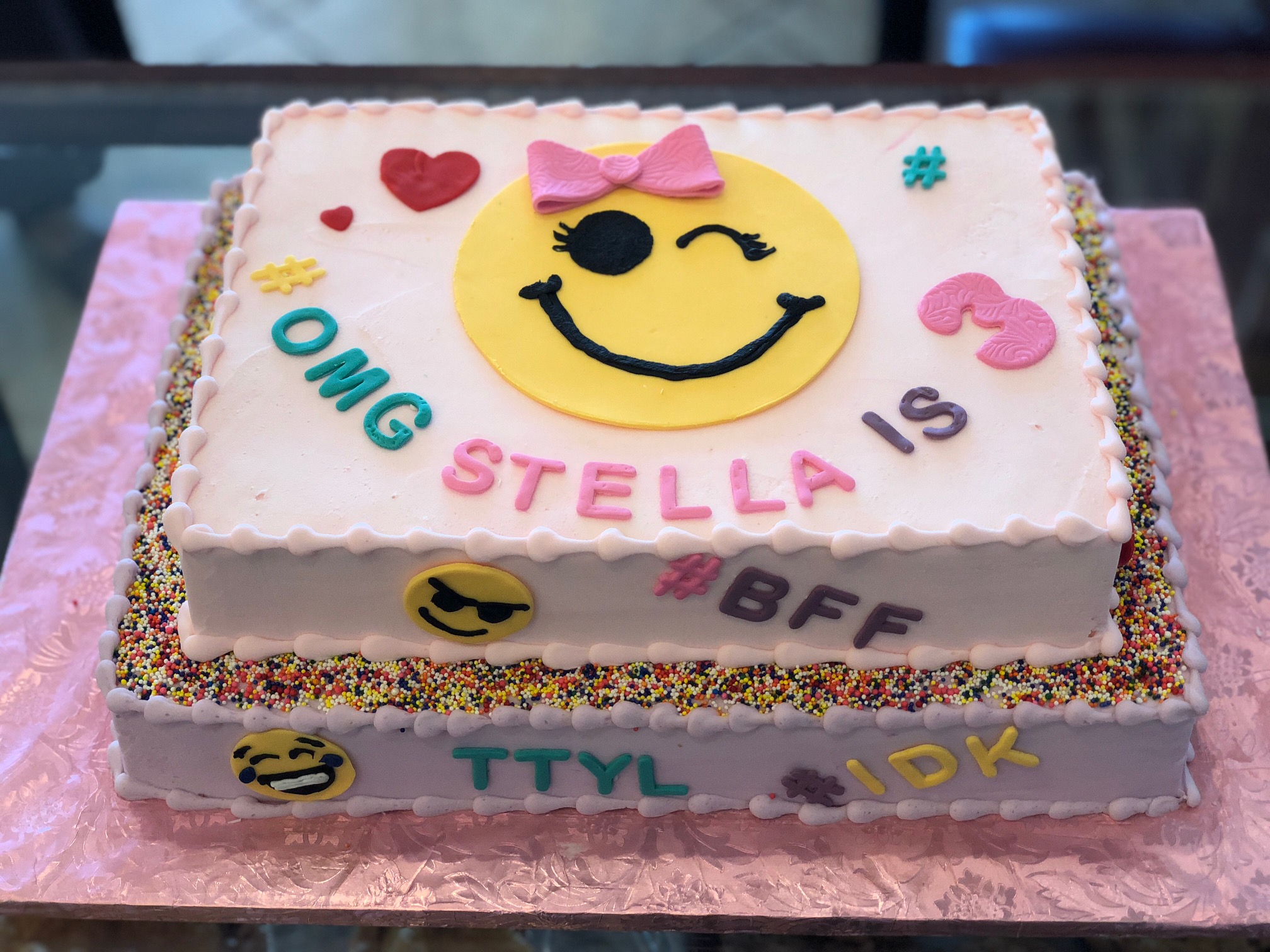 Emoji Sheet cake