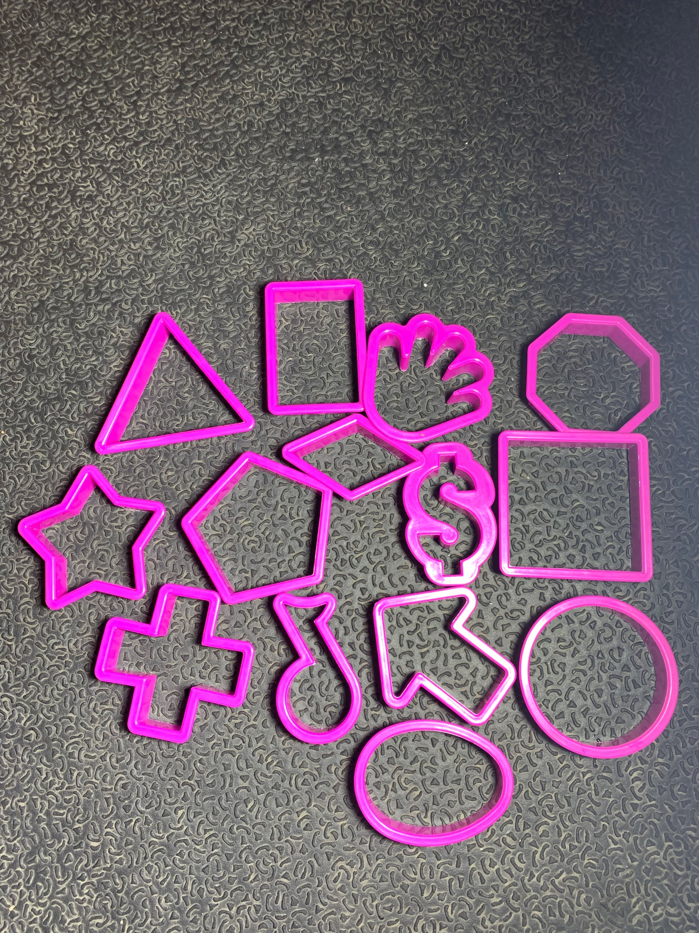 Shape Playdoh cutters 