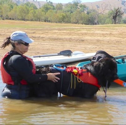 Correct way to hold a life jacket