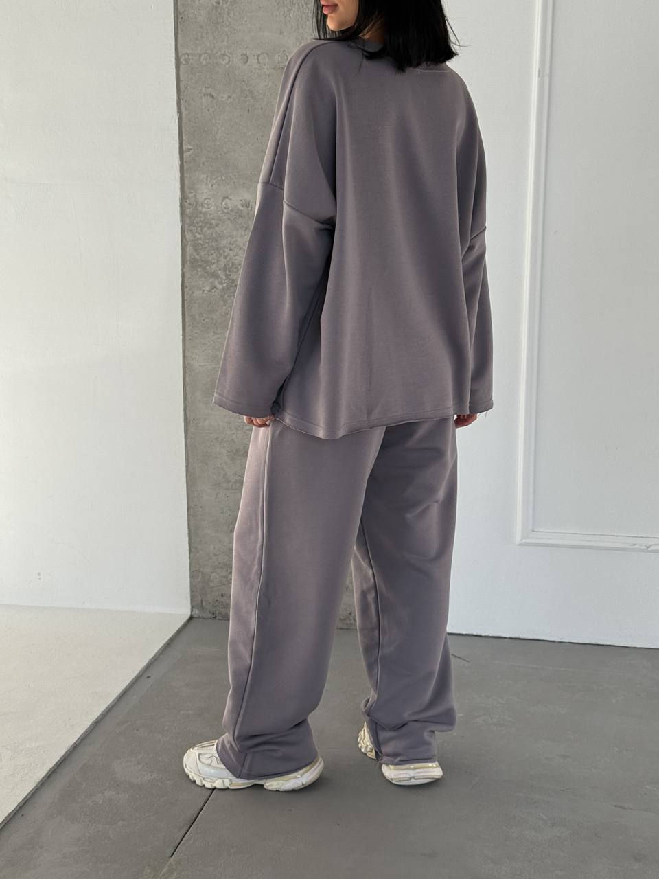 Прев'ю: Костюм жіночий сірий 004