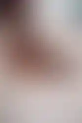 Dackel kuschelt mit Hundespielzeug Dackel Musch von Lieblingspfote