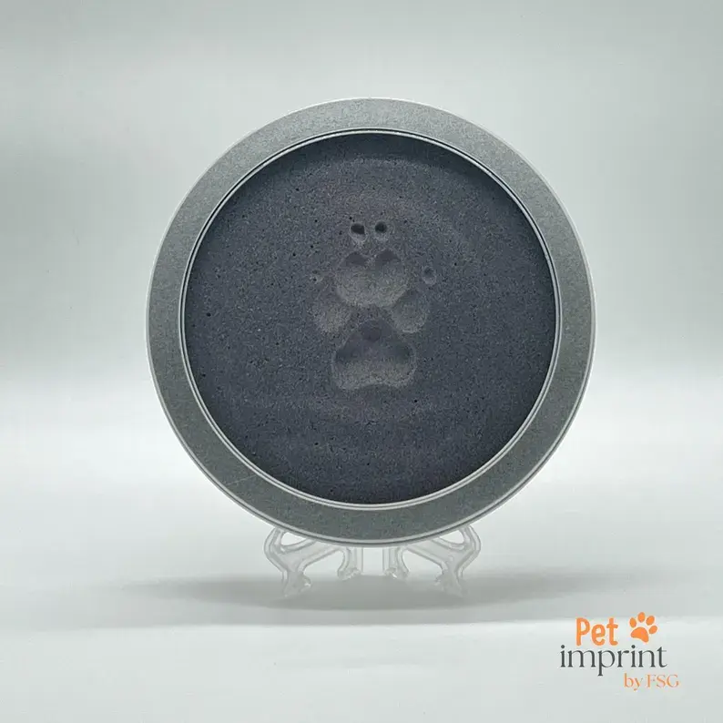 Pfotenabdruck Dose Größe L mit grauem Schaumstoff