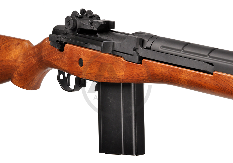Thumbnail: M14