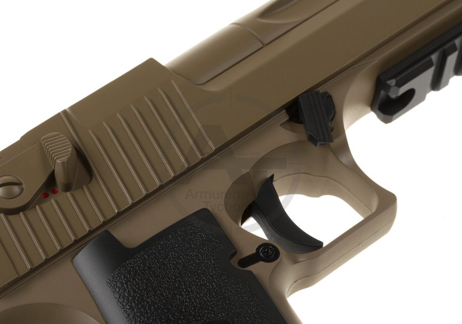 Miniature : CM121 AEP