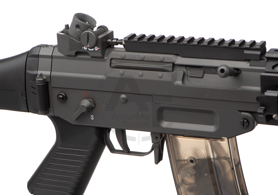 Thumbnail: SG552 RIS