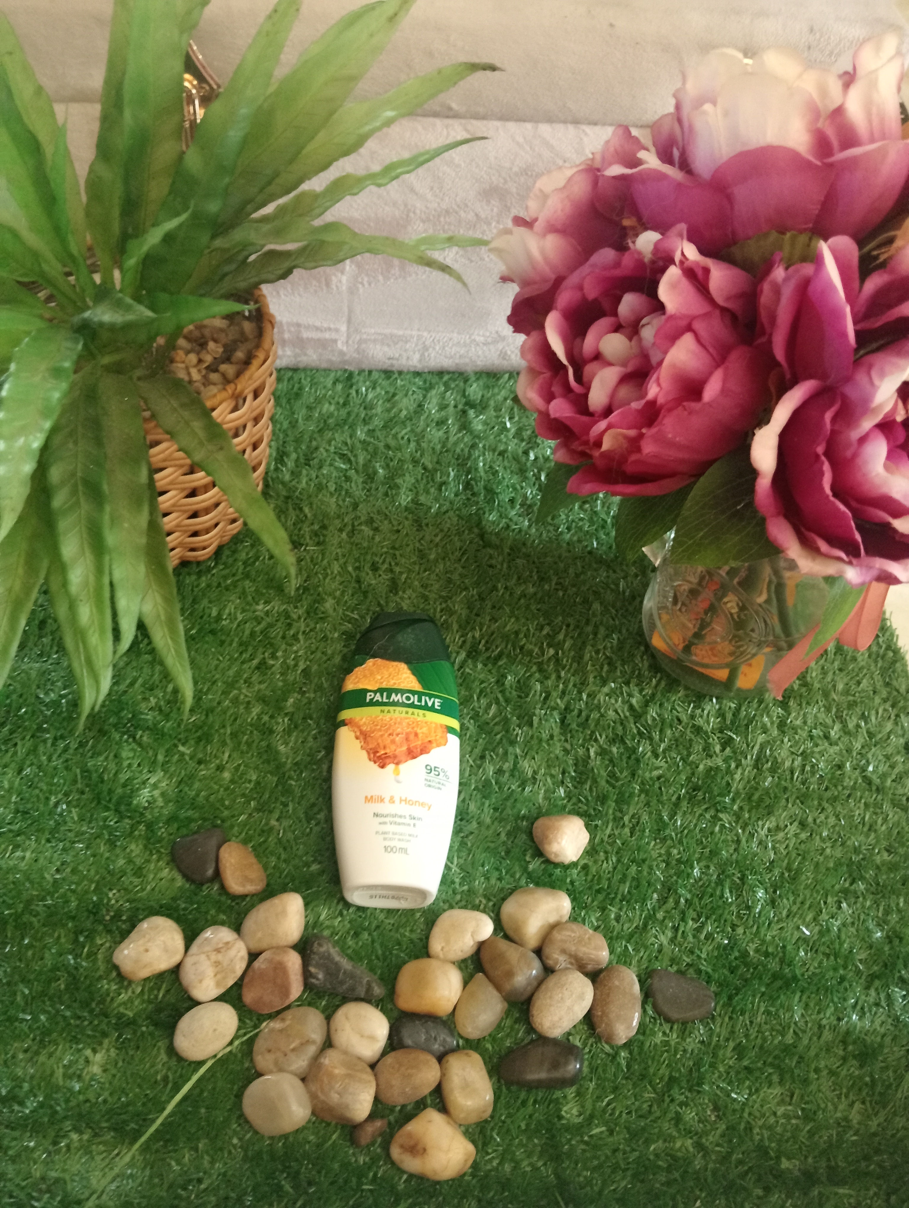 Palmolive tiny body wash 100ml 