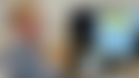 John Hofman described the act of urban sketching as drawing on location with minimum equipment. He gave us a handout that illustrated many different ways to get the illusion of depth.