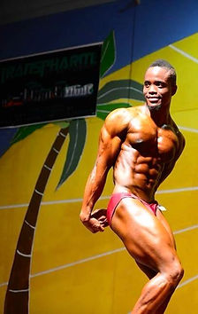 Michael Connor solo bodybuilding pose