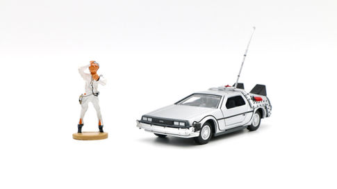 Corgi｜1/36《回到未来》时光车 & 博士人偶