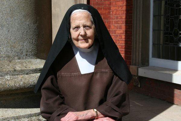 Ruth Burrows, Carmelite nun