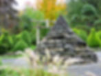 New la pierre au jardin-1.JPG