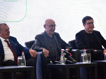 Yenilenen Alpet’in reklam yüzü Şener Şen ve İbrahim Büyükak oldu