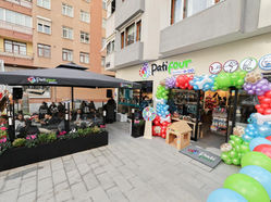 CarrefourSA’nın Patili Dostlar ve Sahipleri İçin Tasarladığı Yeni Nesil Yaşam Alanı PATiFOUR Açıldı