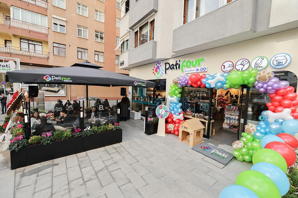 CarrefourSA’nın Patili Dostlar ve Sahipleri İçin Tasarladığı Yeni Nesil Yaşam Alanı PATiFOUR Açıldı