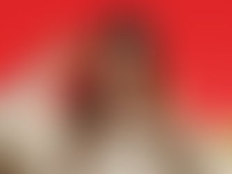 Afra Saraçoğlu, Ülker Çikolata’nın yeni reklam yüzü oldu