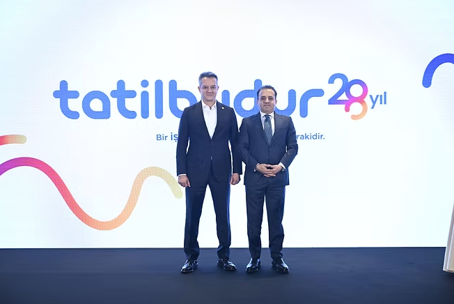 Onur Otruş, Kubilay Aykol