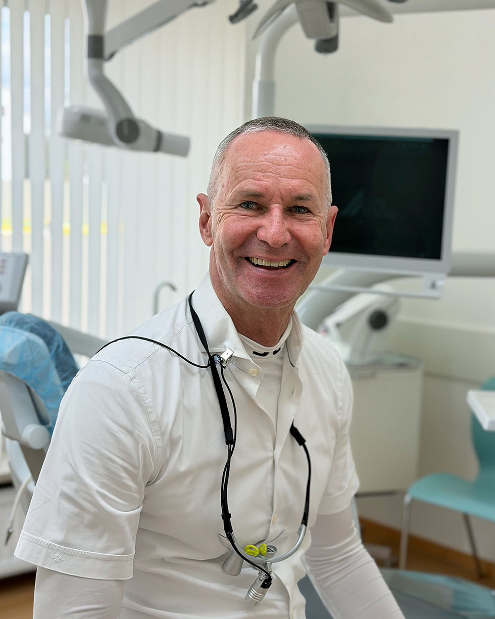 Dr. Martin Steinbauer . Zahnarzt