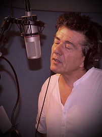 DSC_2506 (2)_edited.jpg