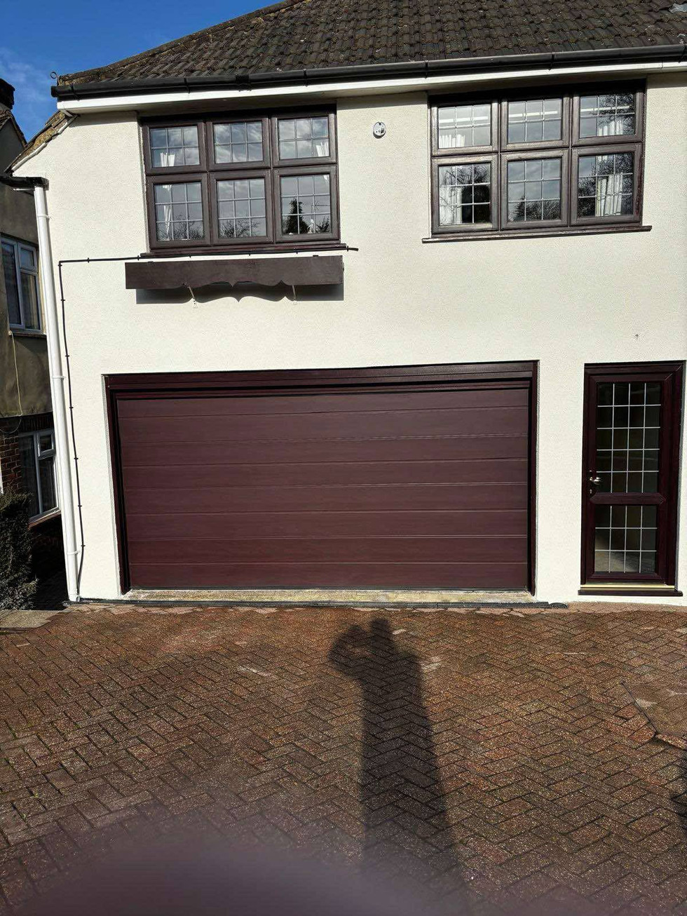 Silicone Render, Banstead