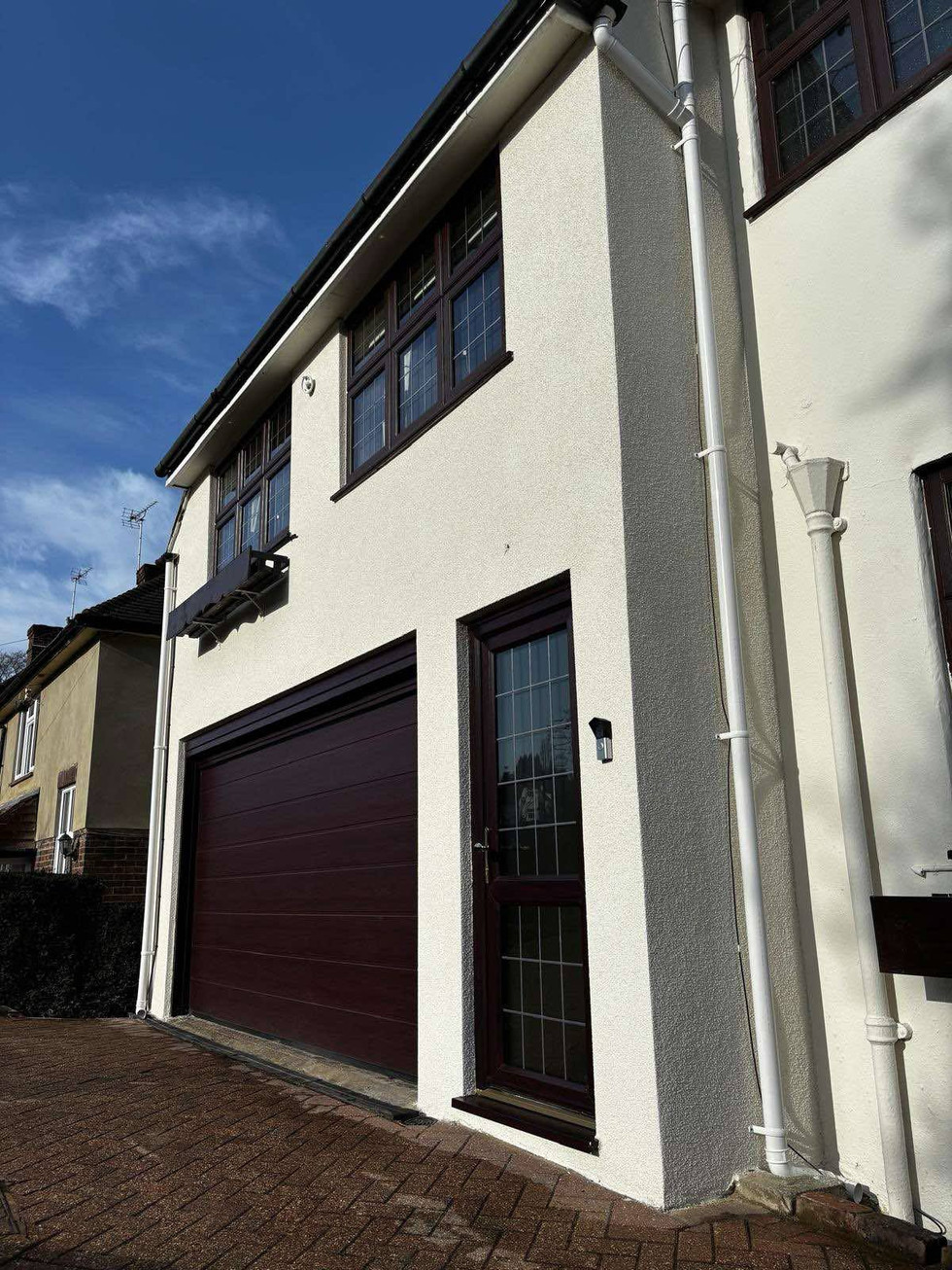 Silicone Render, Banstead