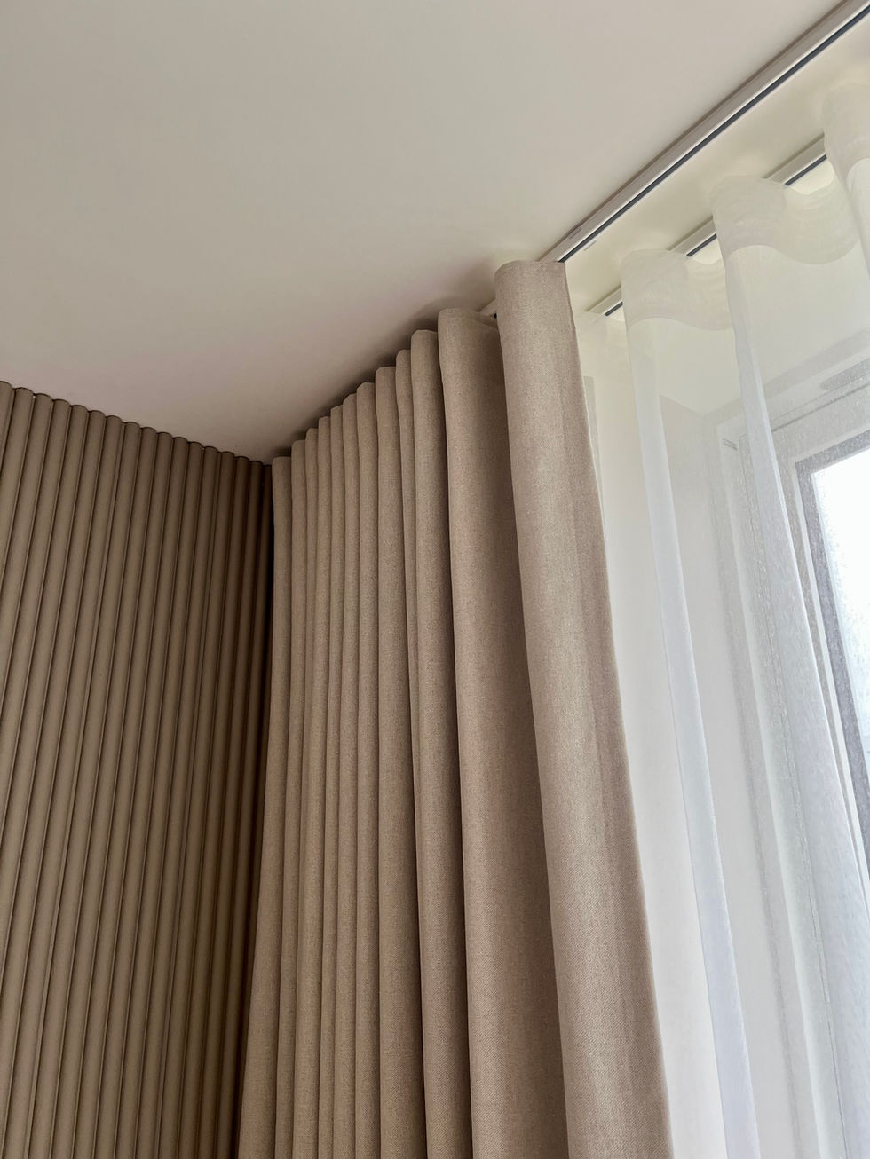 Cotton curtains in the bedroom