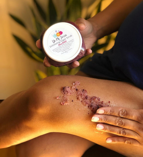 5 Benefits of Weekly Exfoliation and How to Do It Right!