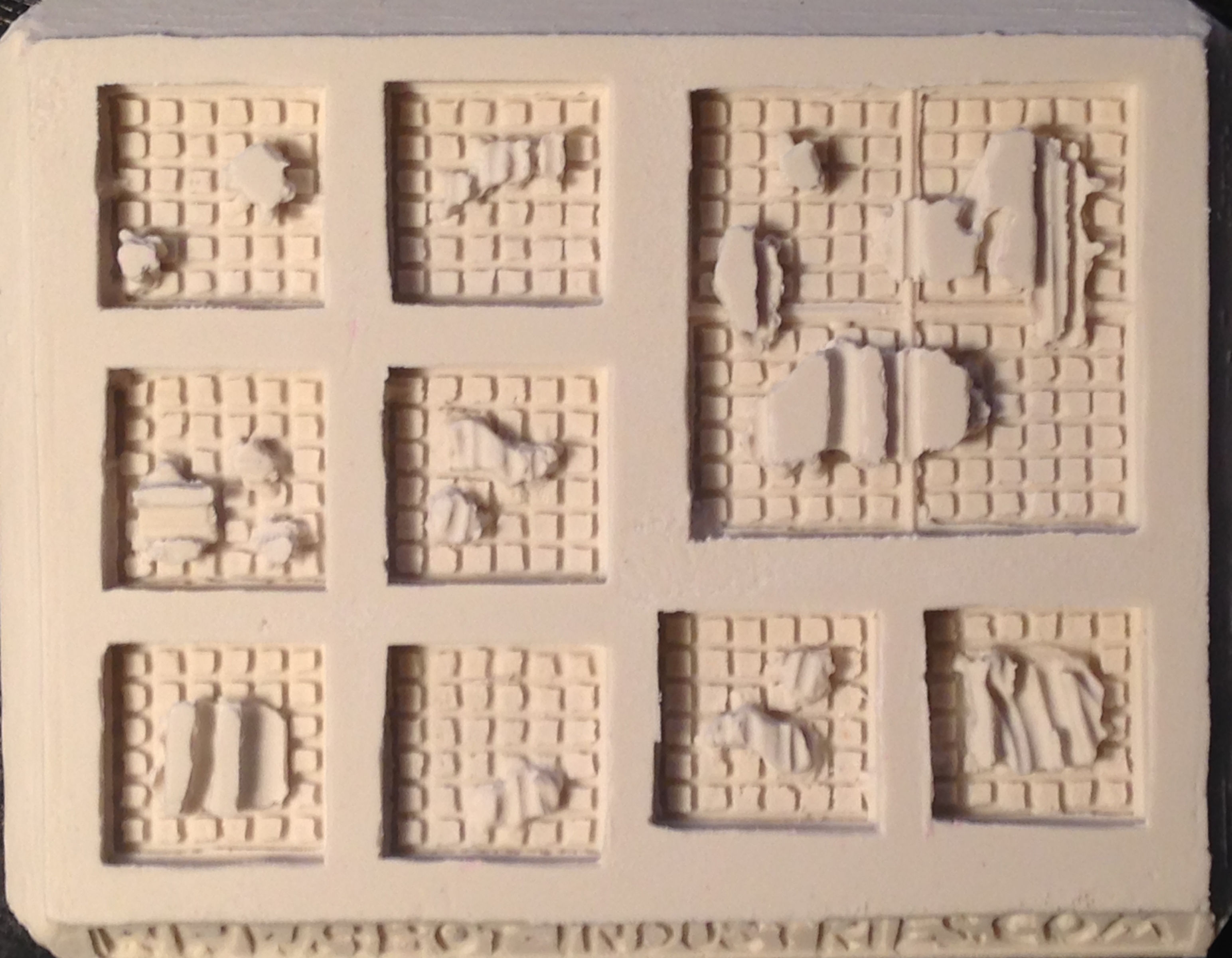 G10 - Sci-Fi Grating Floor - Silicone Mold