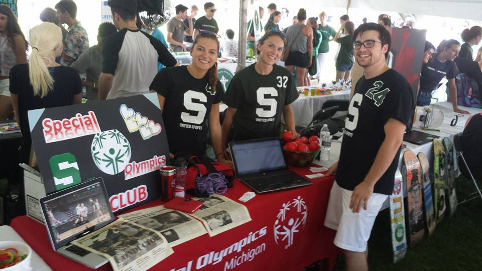 11053857_816848945098497_3574080845951889685_n