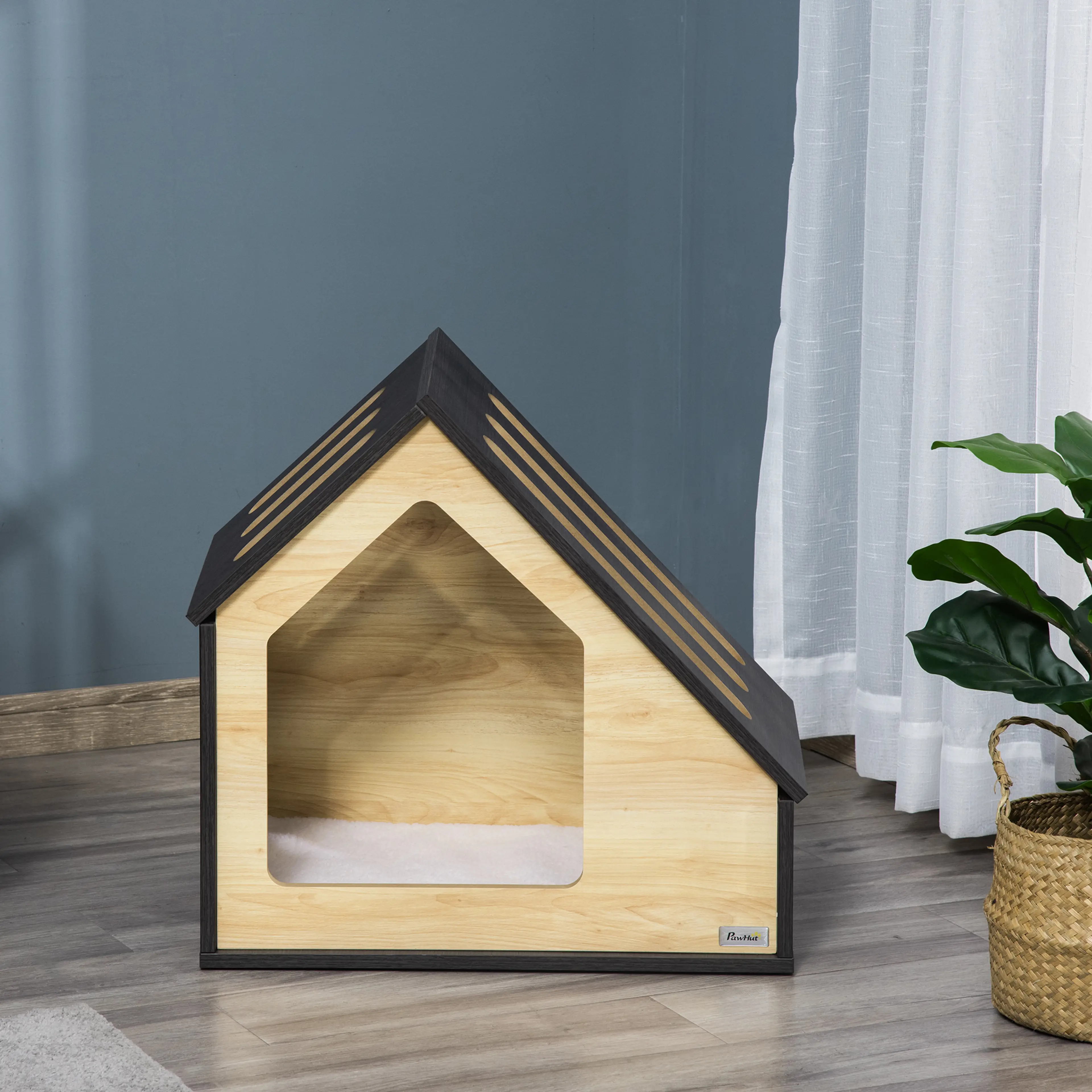 Hundkoja 60 cm med madrass, placerad vid ett fönster