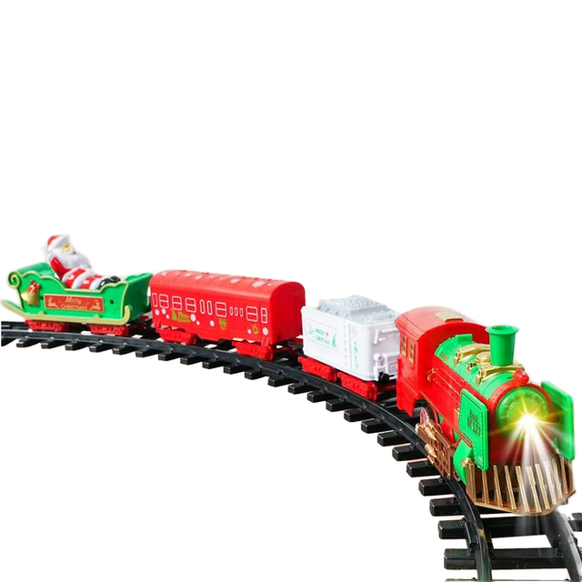 Julgranståg med ånglok, vagnar och tomtens släde på ett spår som hängs i granen