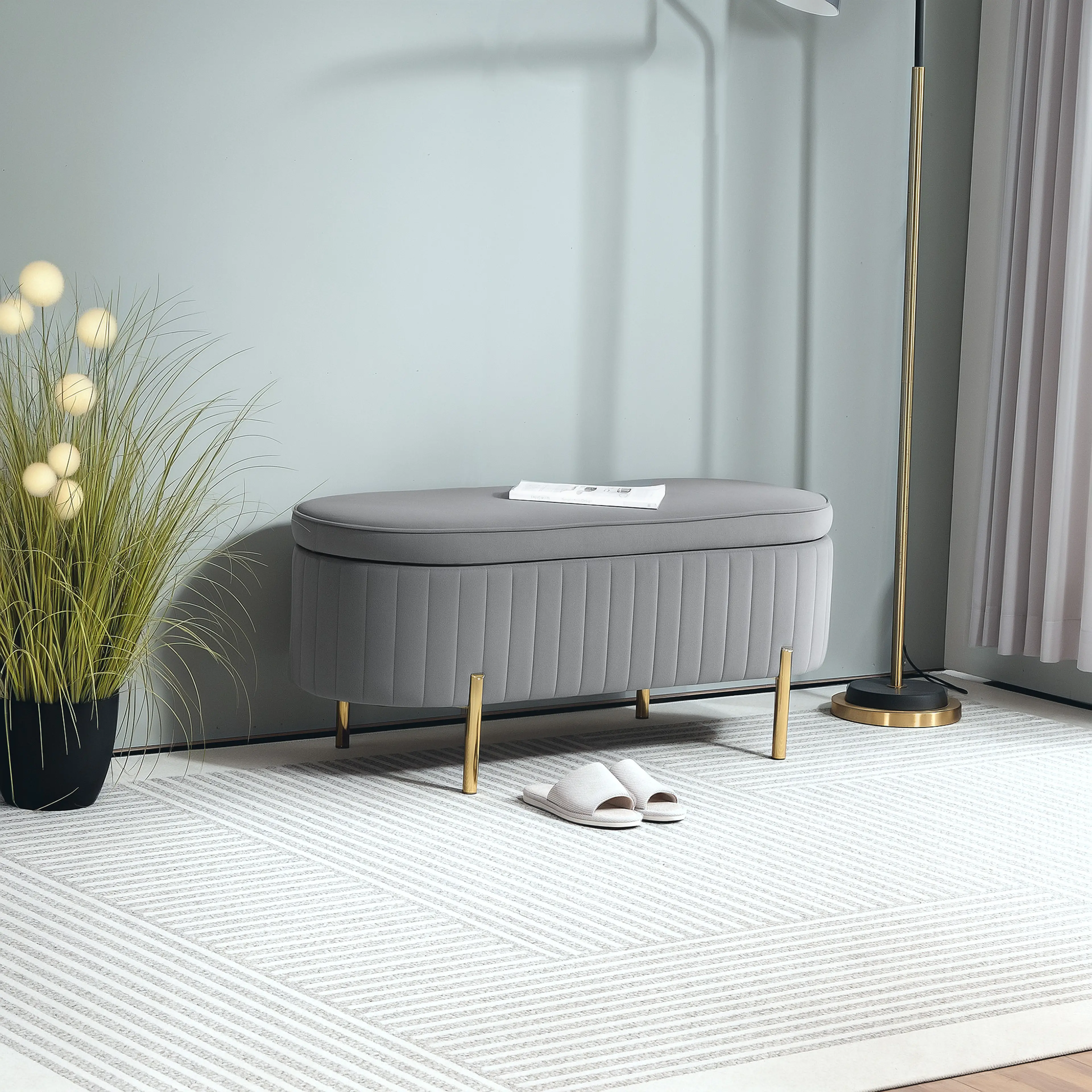 Oval förvaringsbänk 108 cm med mässingsfärgade ben – bild 2