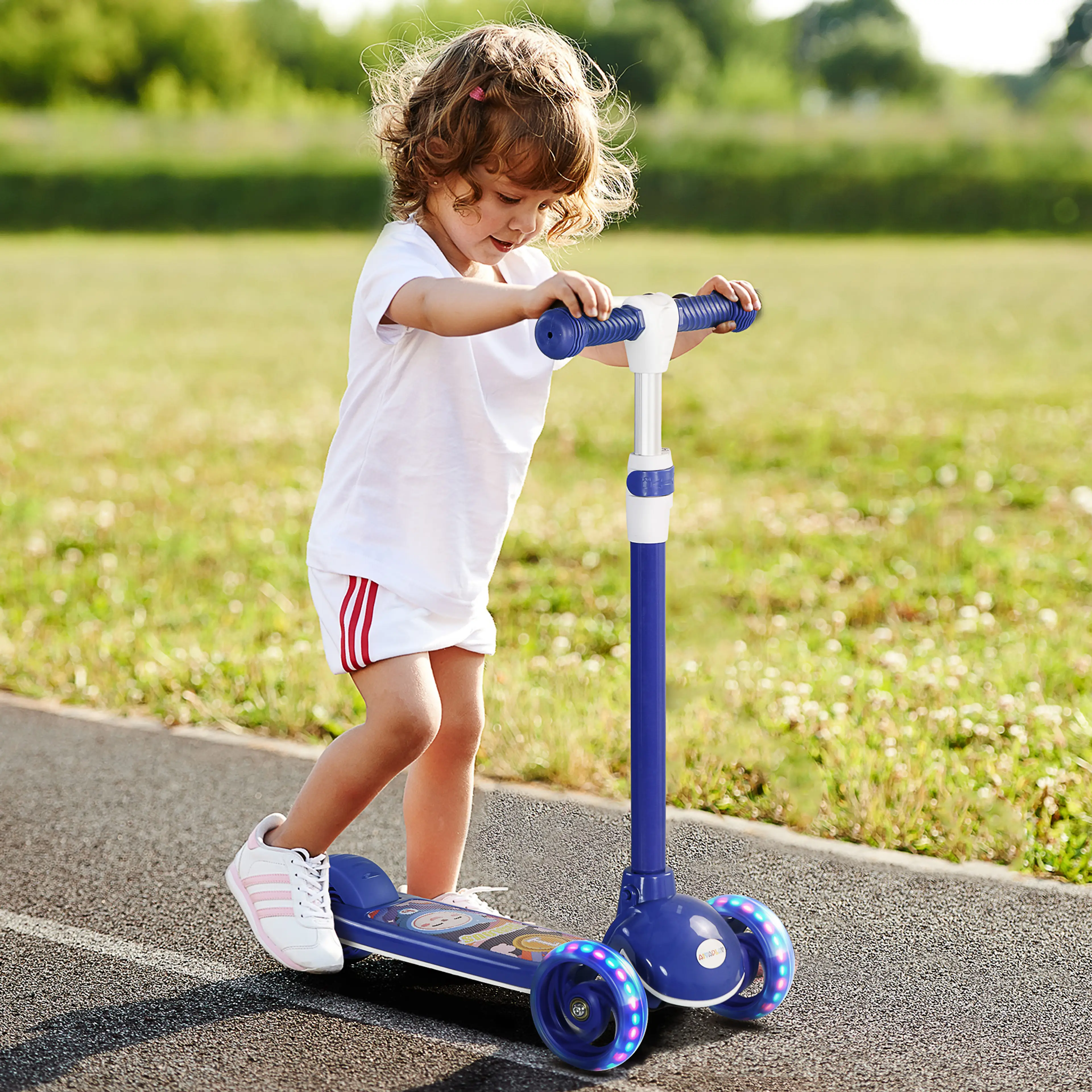 Sparkcykel för barn 2–6 år – trehjulig med LED-hjul, justerbar och hopfällbar