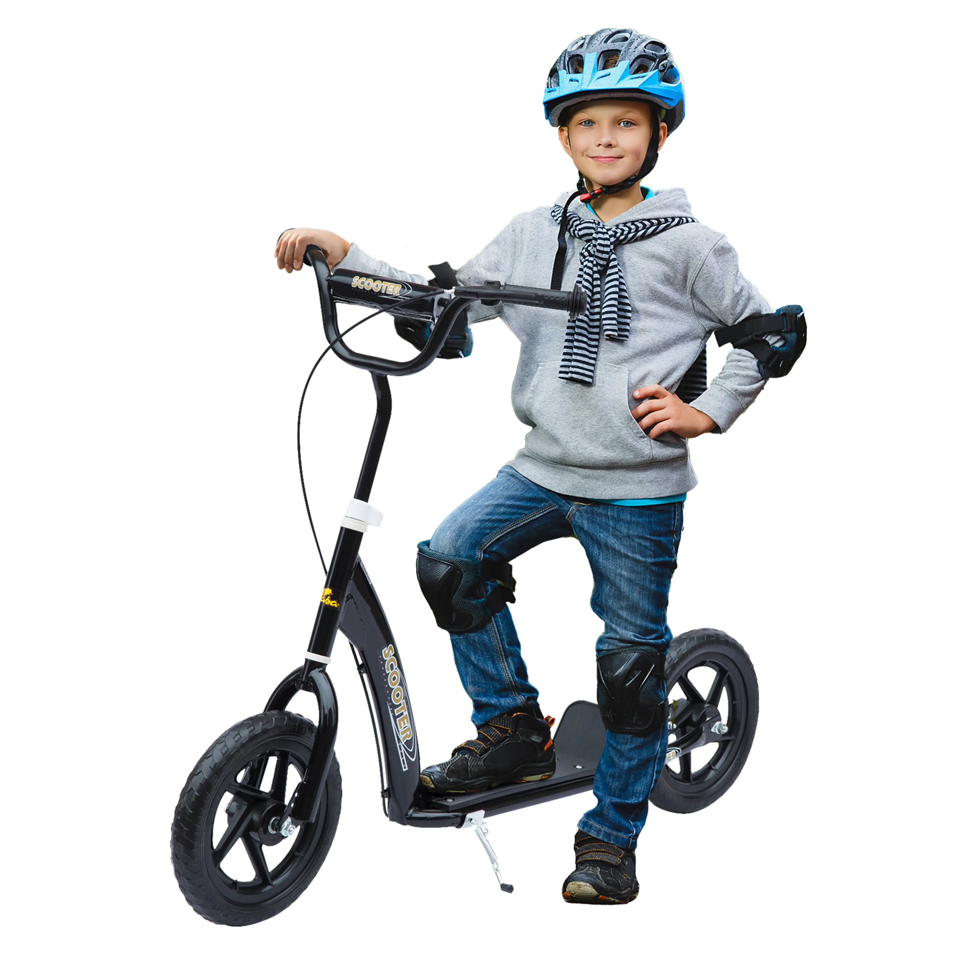 Helsvart sparkcykel för barn med pojke i hjälm bredvid