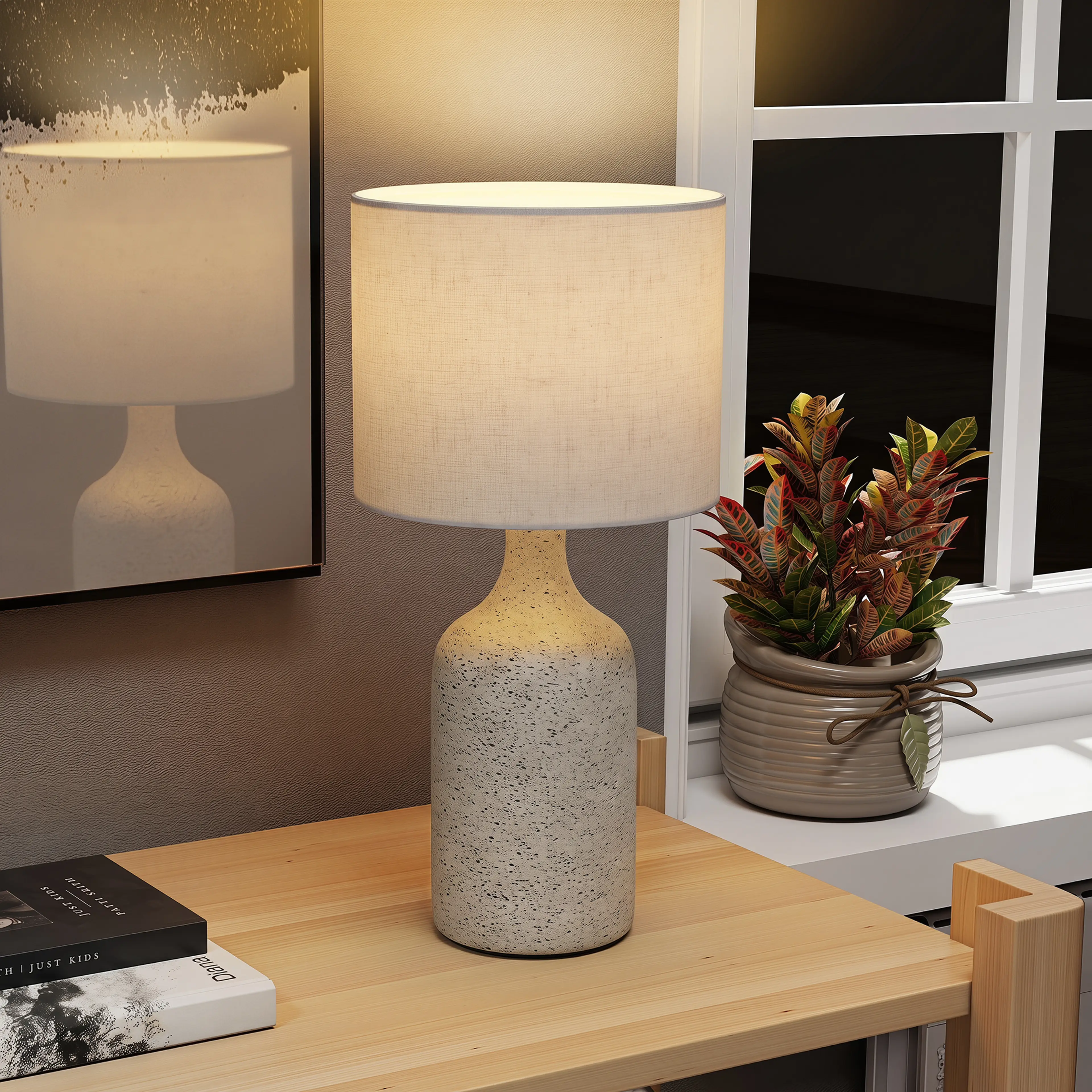 Bordslampa i keramik 45 cm – sandfärgad fot och skärm i linnelook – bild 3