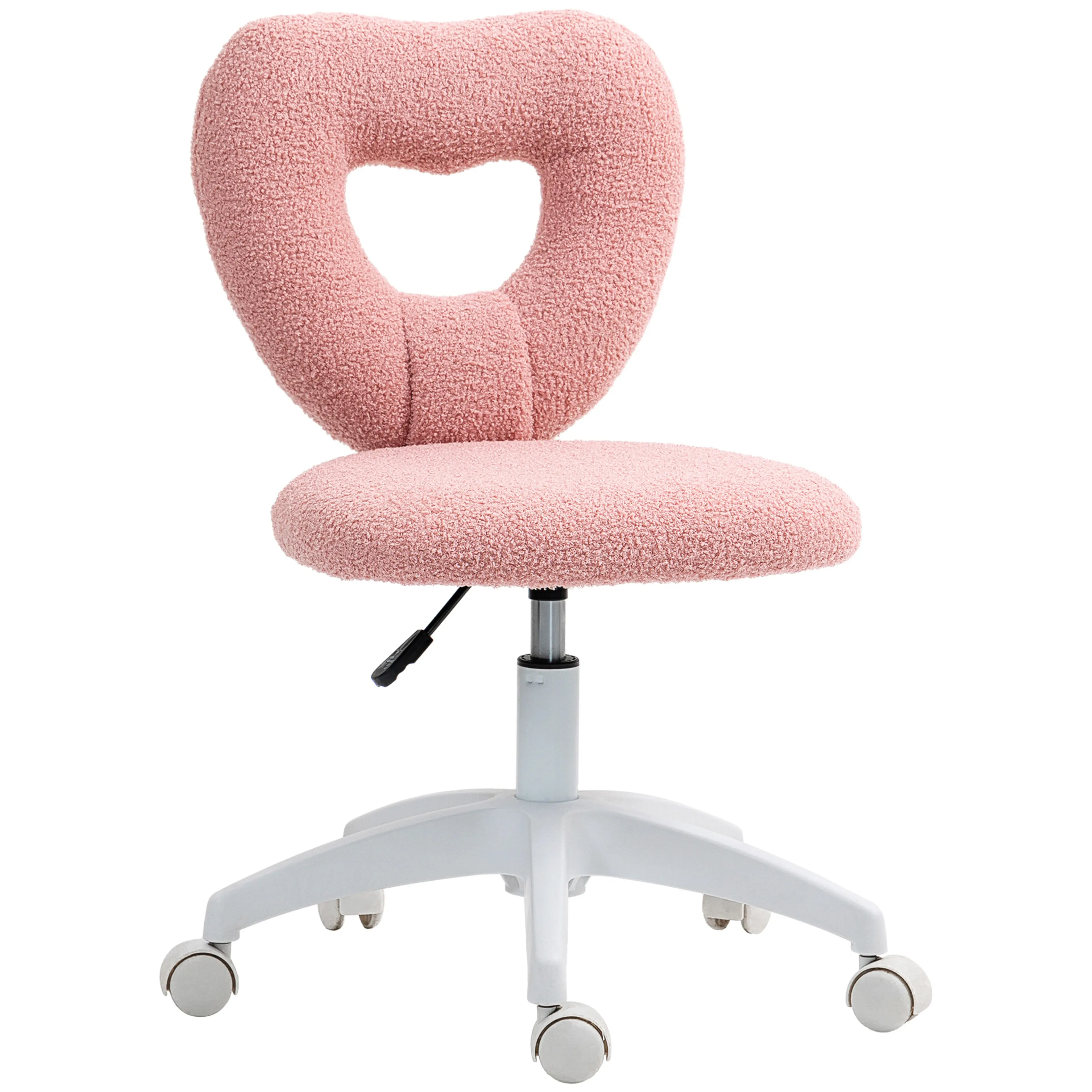 Skrivbordsstol i rosa teddytyg med hjärtformad rygg, sedd snett framifrån mot vit bakgrund