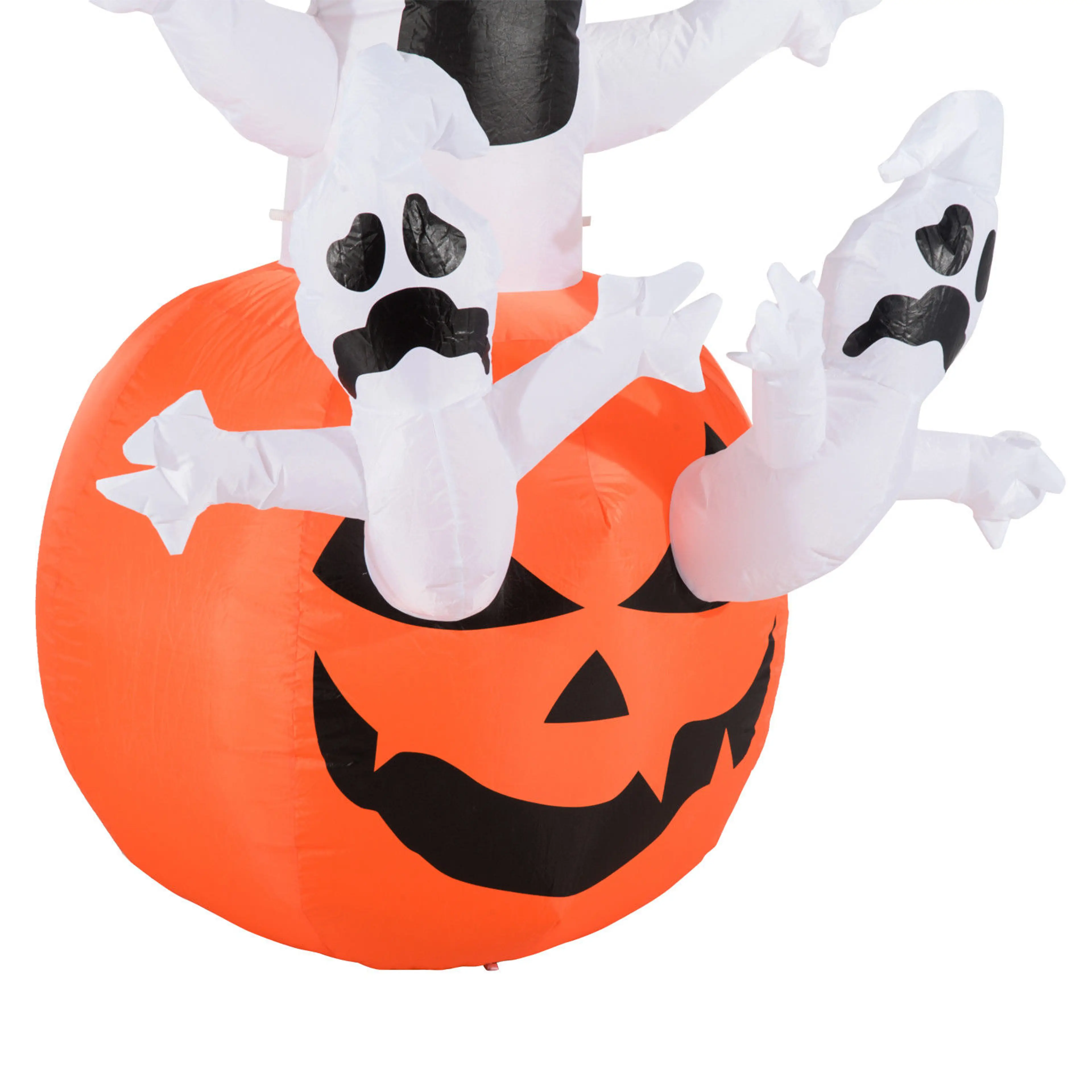 Närbild på pumpans ansikte och spökena