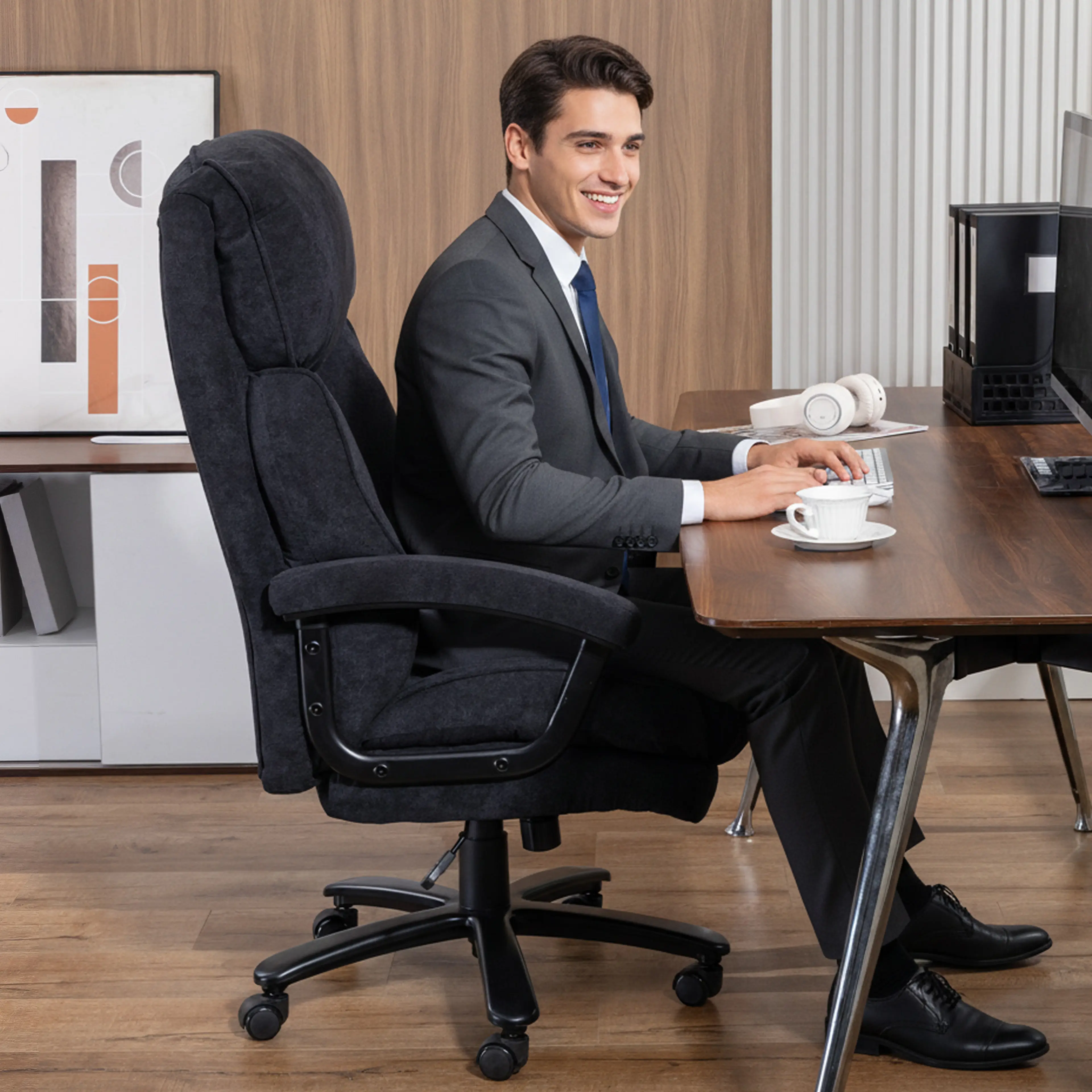 Kontorsstol svart som bär 200 kg – 58 cm sits och 70 cm hög rygg – bild 6