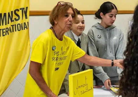 Hilde De Winter et le groupe Amnesty