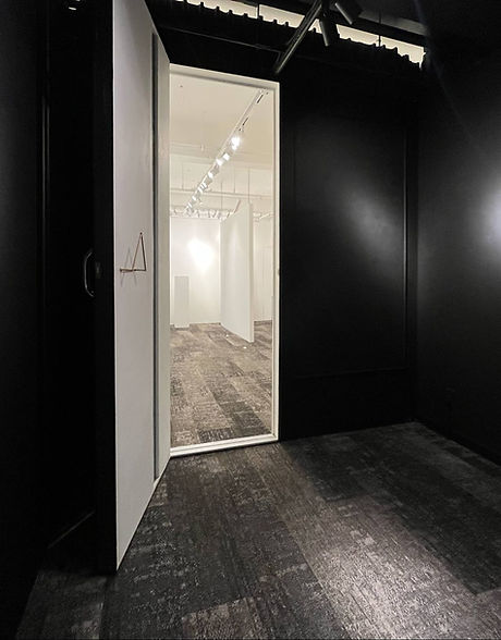 410 入口正面.jpg