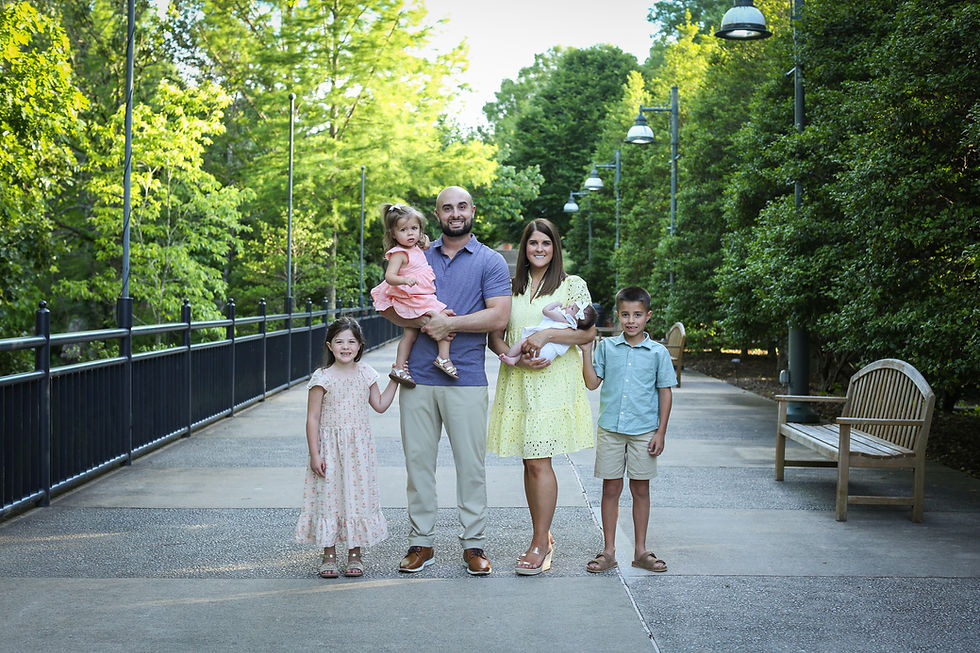 Scarnecchia-Family-8I4A2387.jpg
