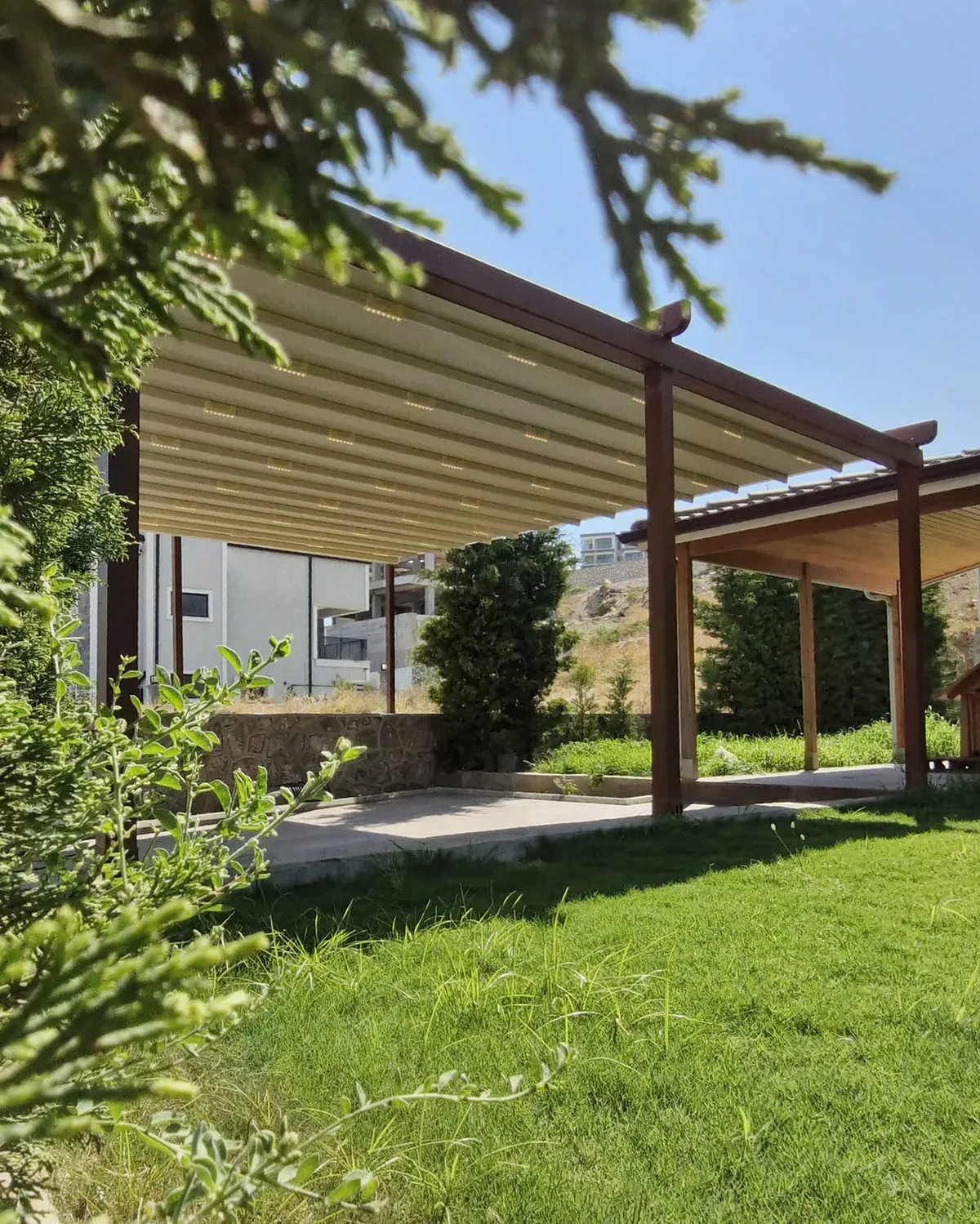 Antrasit pergola tente detayı