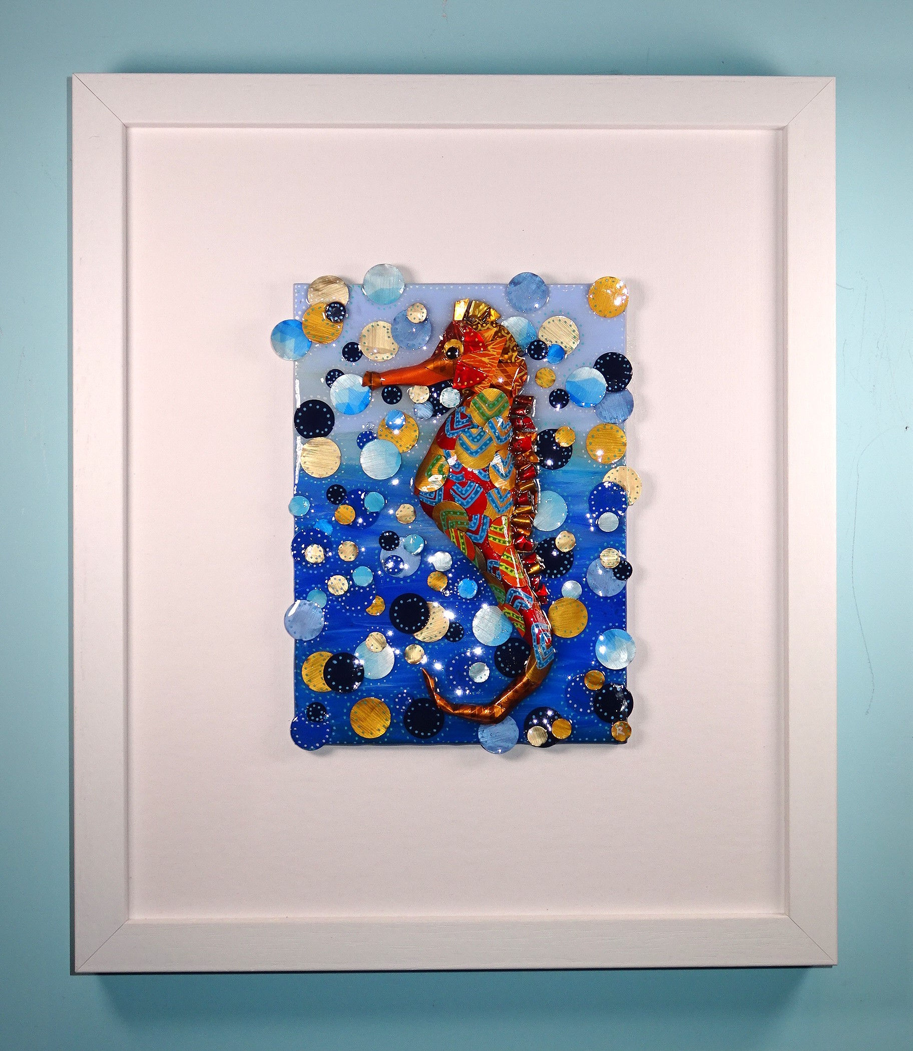 "Yellow seahorse"