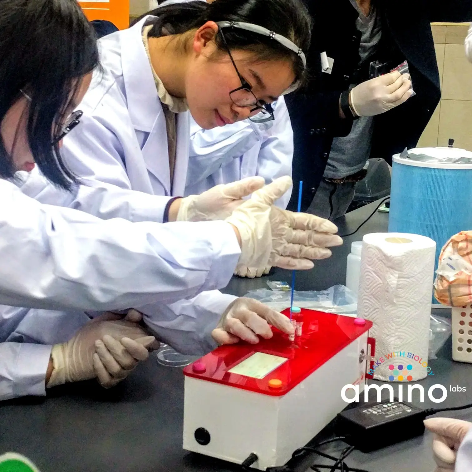 DNA Playground™: Your all-in-one miniature lab